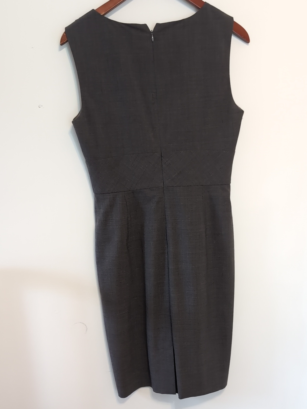 Banana Republic Grey Wool Blend Vneck Shift Dress Size 6 - Picture 4 of 4